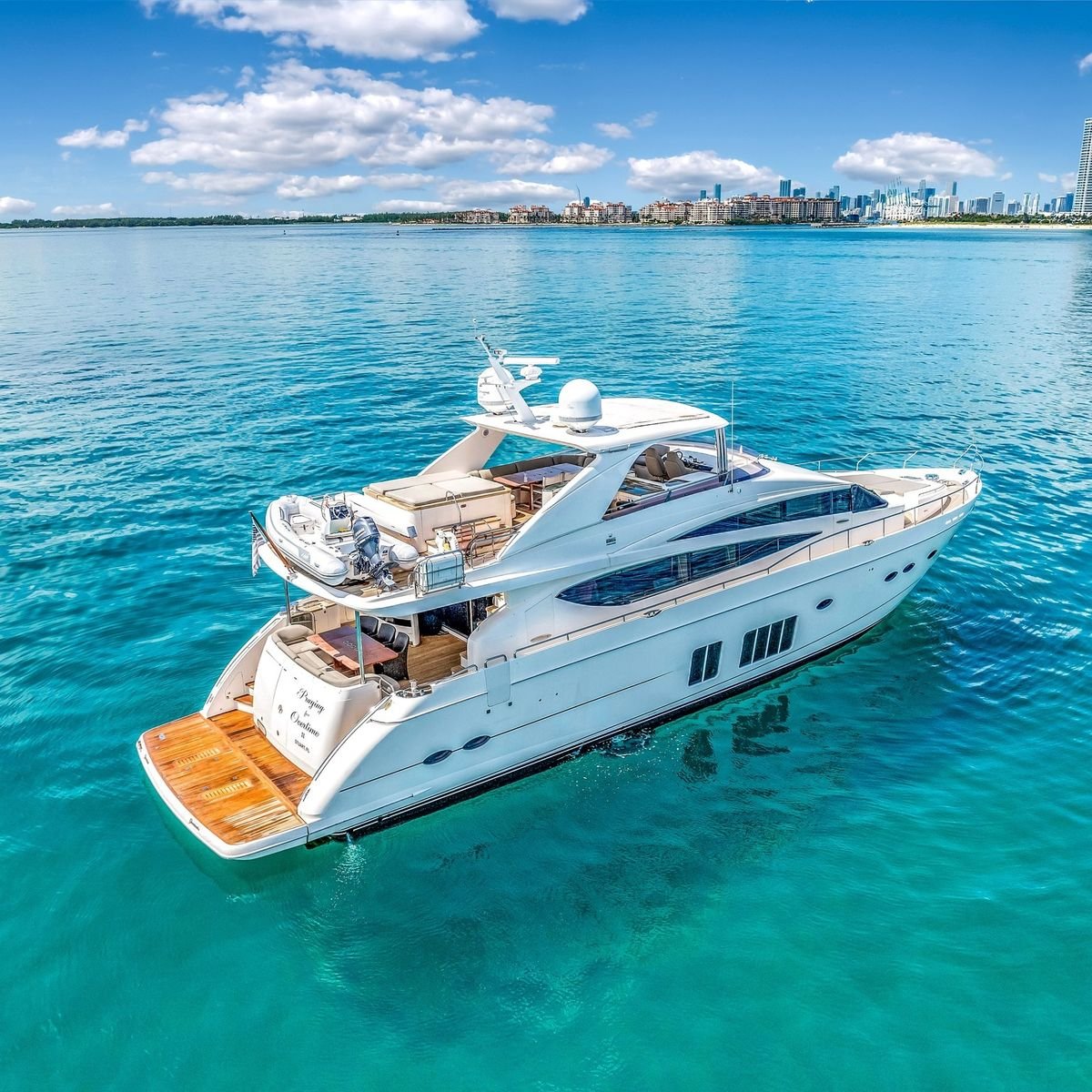Private Yatch Marina 52Ft (Maximum 17 pax)